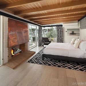 Fire Place Suite